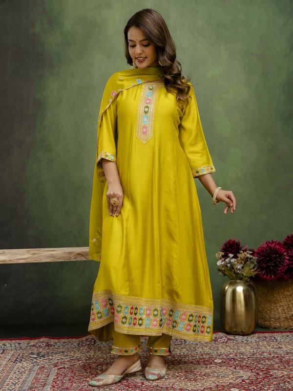 VP 9717 Stylish Anarkali Kurta Set Ready to Wear Soft Silk Fabric with Embroidered Dupatta Tailored Fit